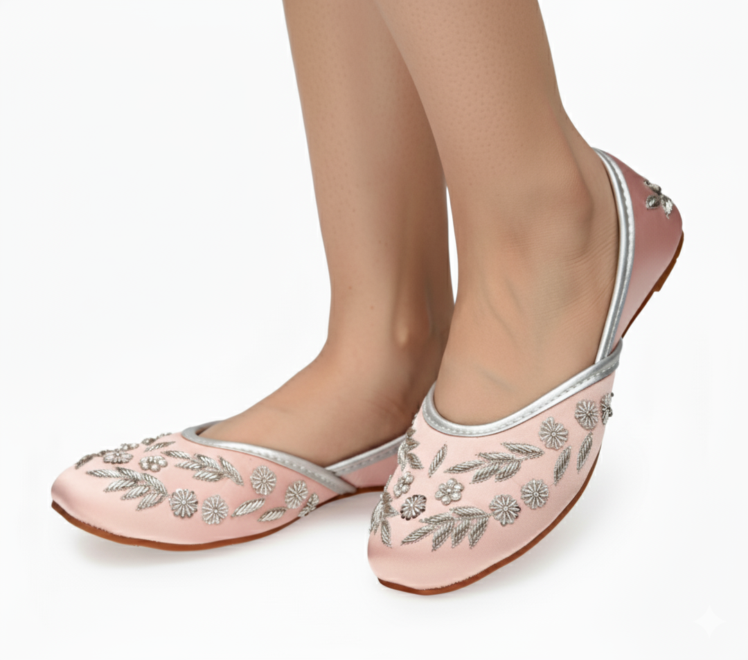 Amira Rosegold