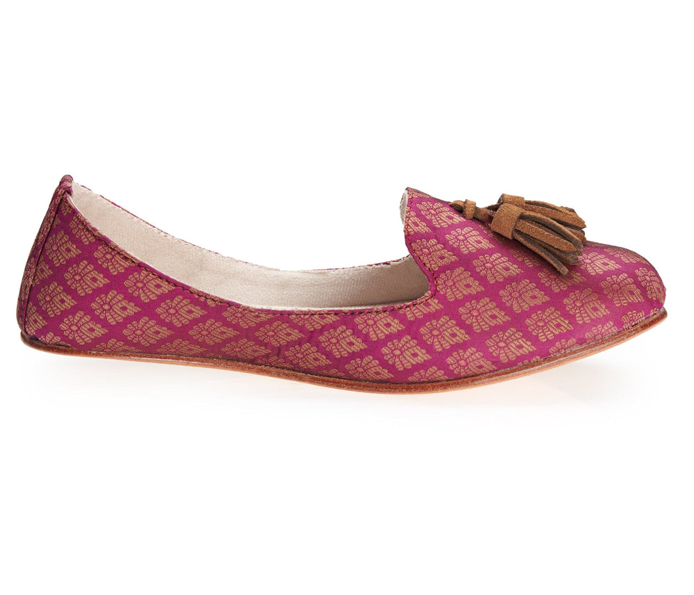
                  
                    Load image into Gallery viewer, Pink Bliss Loafer
                  
                